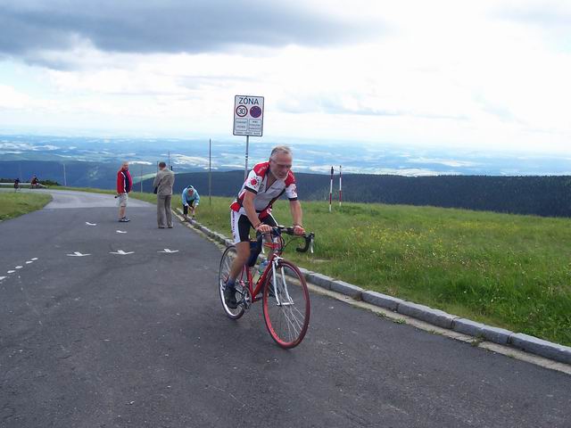 15. Gregr Slavek 47:59 min.